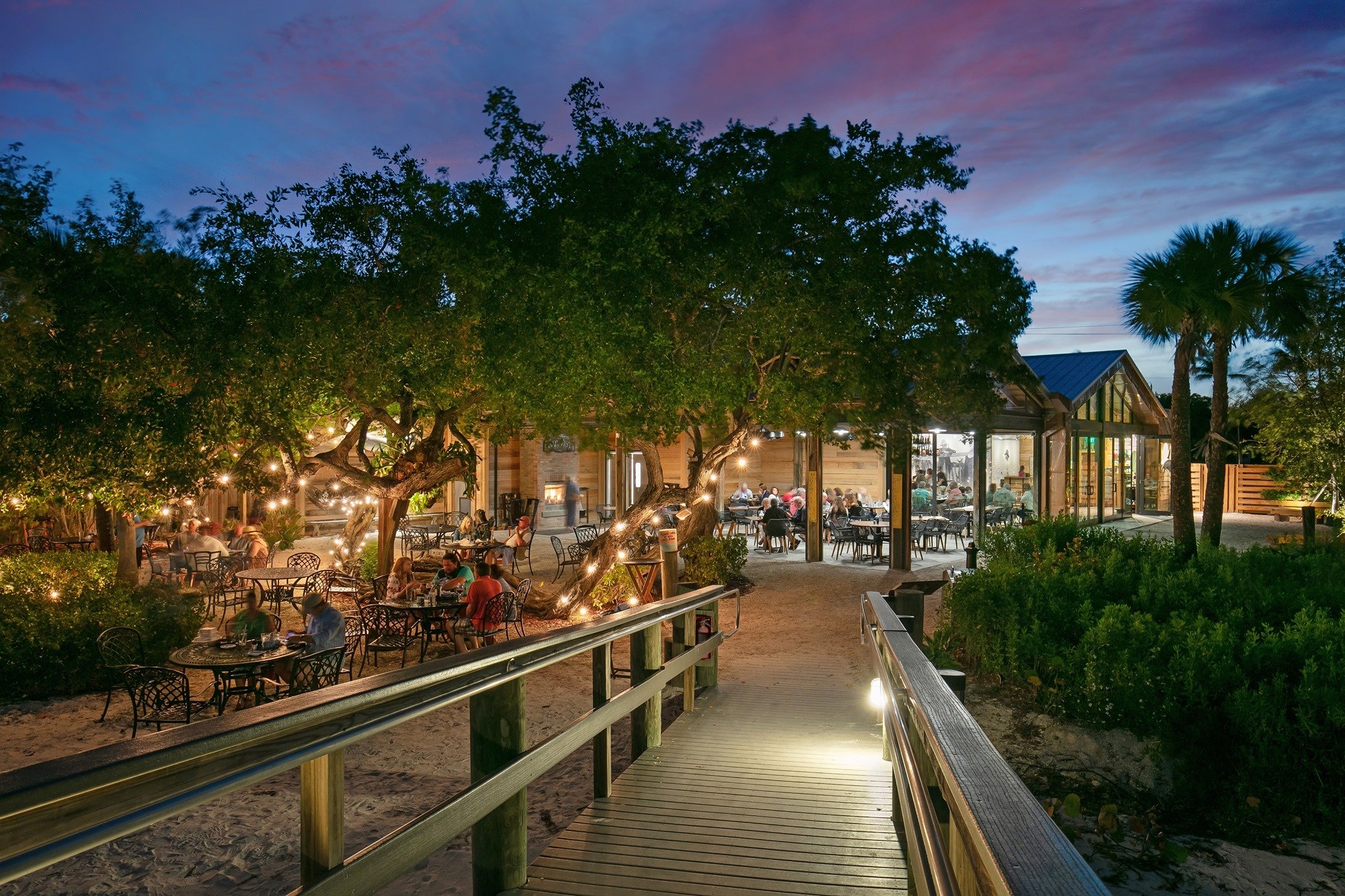 Mar Vista Dockside